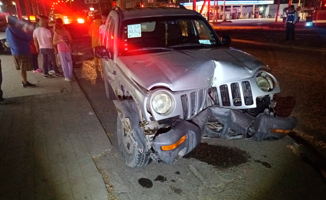 Falla En Frenos Provoca Aparatoso Accidente Vial En Victoria