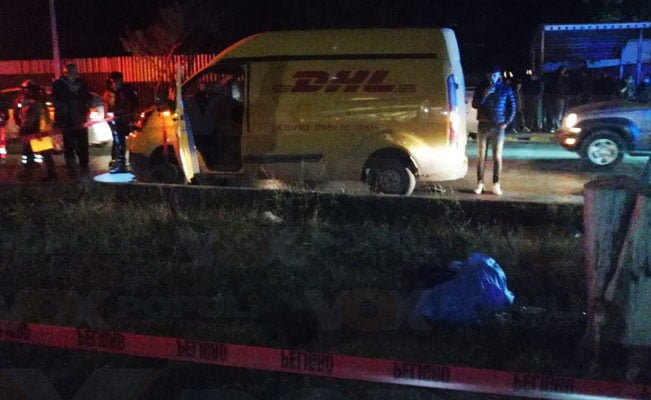 Empleado de paquetería DHL embiste y da muerte a mujer en Victoria