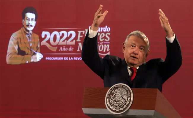 ‘Ya se pasaron’; AMLO exige a universidades regreso a clases