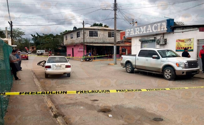  Se lo llevan de calle  taxi es chocado por una Ford Lobo en Altamira – Vox Populi Noticias