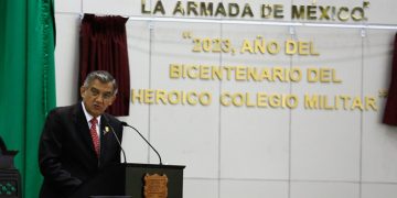 Devela Gobernador letras de oro en el Congreso de Tamaulipas por el Bicentenario del Colegio Militar