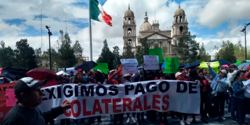 Segundo día de protestas de maestros en el Estado de México