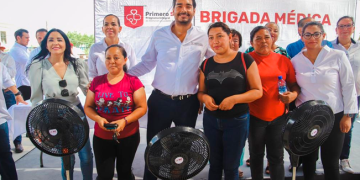 Llevó Presidente Carlos Peña Ortiz brigada médica a Las Cumbres