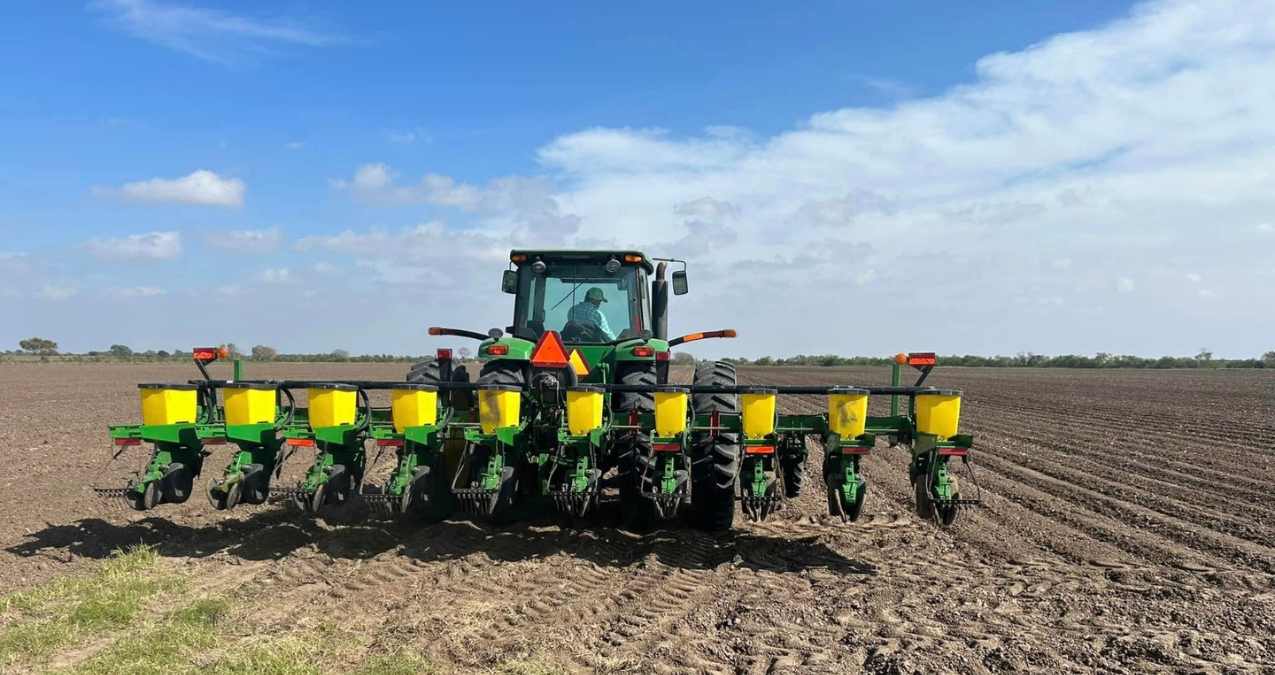 Agricultores de Matamoros anticipan buena siembra por frente frío