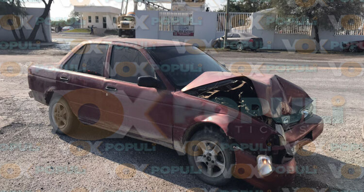 Accidente frontal en la carretera Victoria a Soto la Marina deja dos heridos