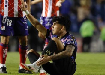 América pierde a Kevin Álvarez por lesión en el tobillo izquierdo