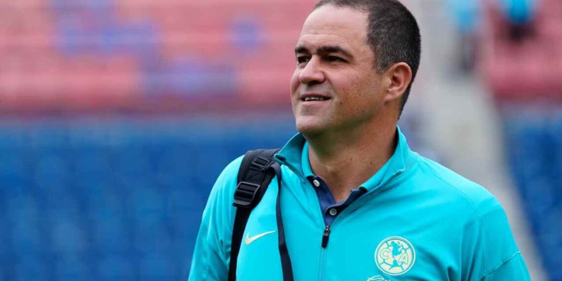 André Jardine confirma su continuidad en América y se prepara para el Clausura 2025