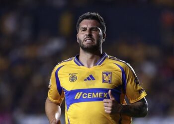 André-Pierre Gignac vuelve a la banca por decisión técnica