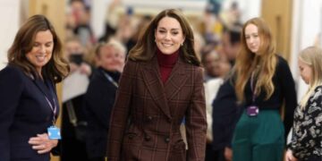 Anuncia Kate Middleton que su cáncer está en remisión