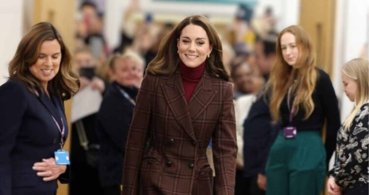 Anuncia Kate Middleton que su cáncer está en remisión