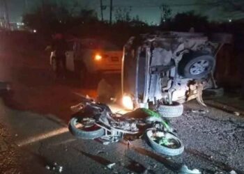 Apodaca: Choque múltiple en la Carretera a Dulces Nombres deja 2 heridos