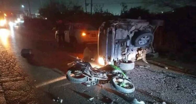 Apodaca: Choque múltiple en la Carretera a Dulces Nombres deja 2 heridos