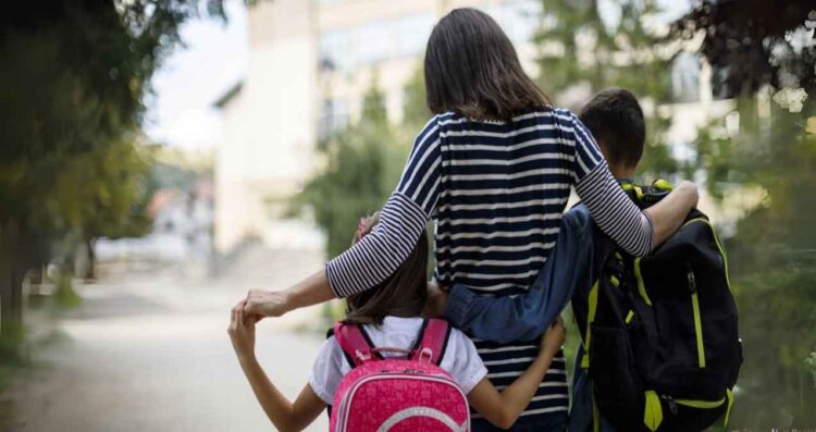 Apoyo económico para mujeres jefas de familia en CDMX: hasta 15 mil pesos en 2025 ¿Cómo acceder a él?