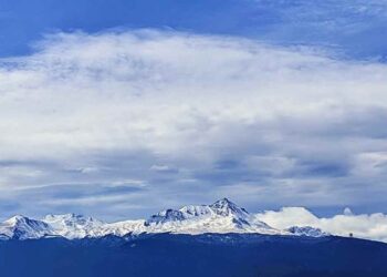 Así lucen Nevado de Toluca y Volcán Popocatépetl tras frío