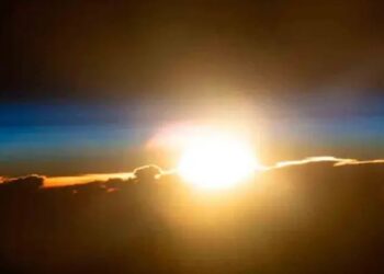 Así se vio el inicio del 2025 desde el espacio, según la EEI