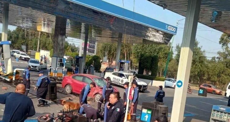 Automovilista atropella personas Cuautitlán