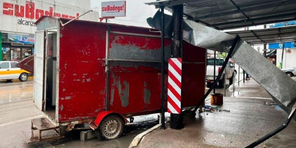 Camioneta estrella puesto San Fernando