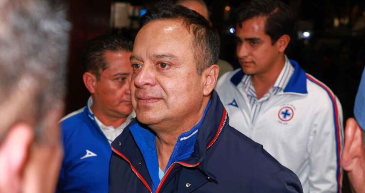 Captura de Billy Álvarez marca nuevo rumbo en Cruz Azul: Víctor Velázquez