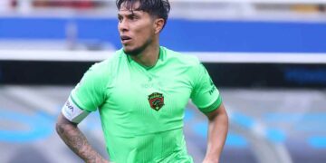 Carlos Salcedo podría sumarse a los Rayados para el Clausura 2025