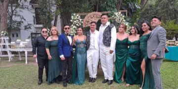 Celebran primera boda entre personas del mismo sexo en Santa Engracia