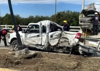 Choque entre camionetas deja un hombre sin vida en General Terán, Nuevo León