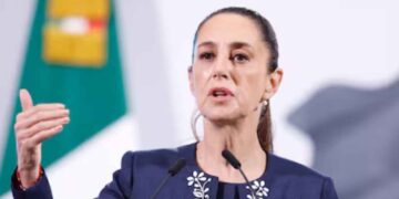 Claudia Sheinbaum se reúne con su Gabinete para abordar el tema migratorio