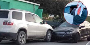 choca vehículos estacionados Matamoros