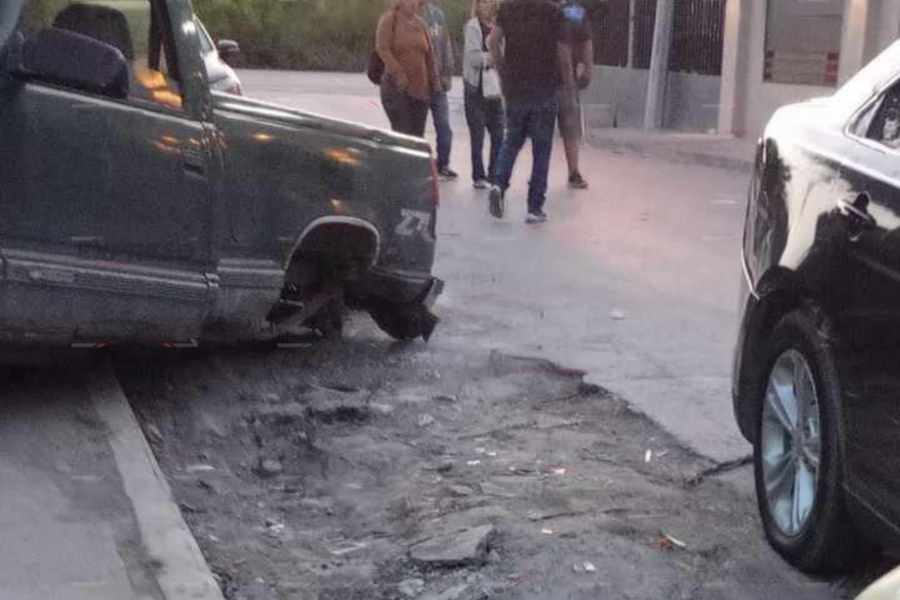 choca vehículos estacionados Matamoros 
