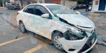 Conductor ignora señal de alto y lo impactan de lleno en Ciudad Victoria