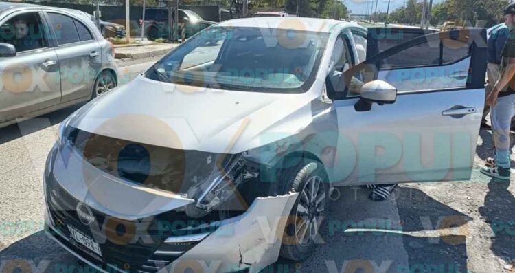 Conductor omite alto y provoca accidente vehicular en Ciudad Victoria