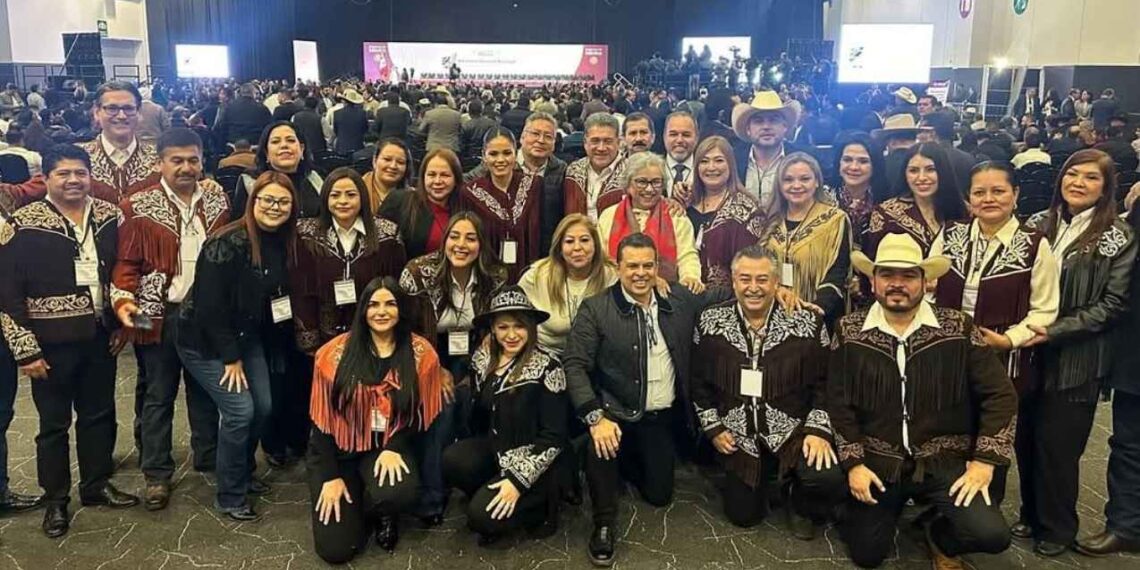 Eduardo Gattás presente en Encuentro Nacional de Presidentes