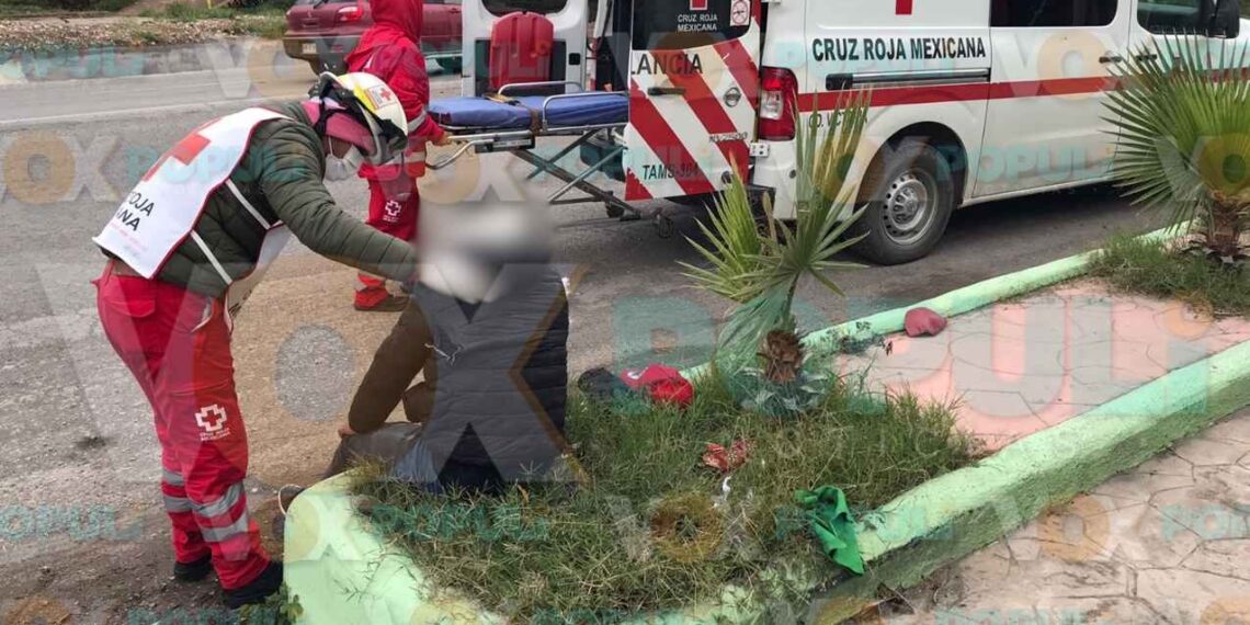 Motociclista resulta herido tras accidente en libramiento Naciones Unidas de Ciudad Victoria