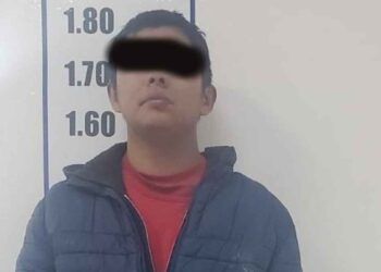 Detienen a hombre por agredir con un cuchillo a su esposa en Escobedo, Nuevo León