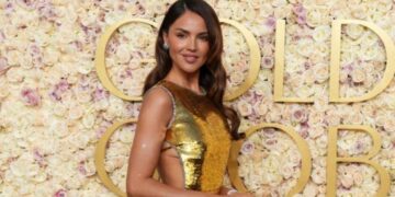 Elegancia total Eiza González impacta en los Globos de Oro 2025