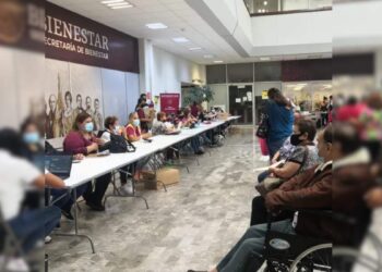 entrega de tarjetas bienestar nuevo león