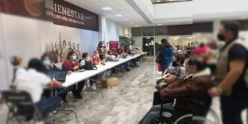 entrega de tarjetas bienestar nuevo león