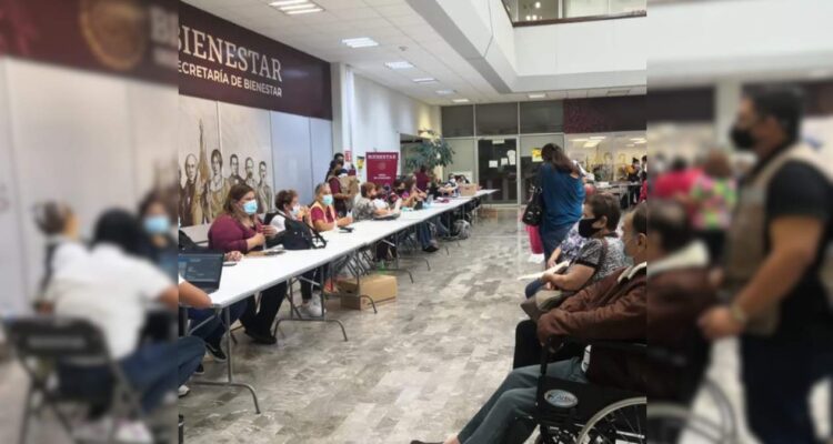 entrega de tarjetas bienestar nuevo león