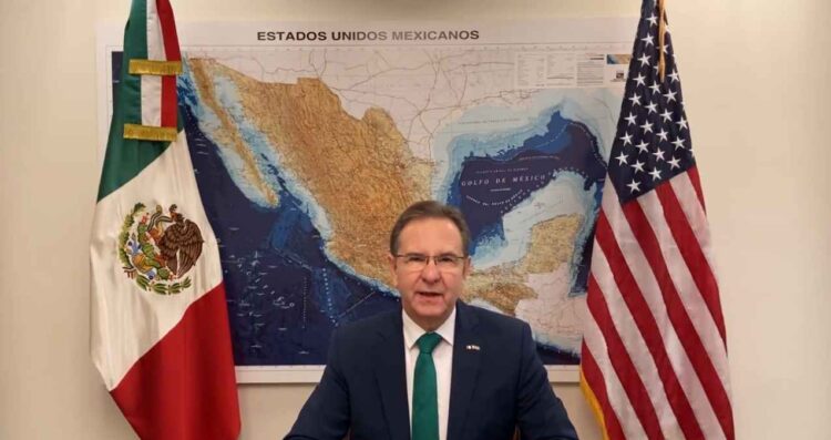 Esteban Moctezuma embajada de México