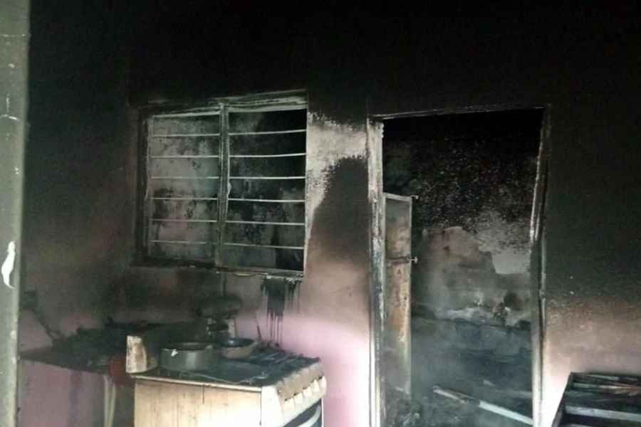 Explosión e incendio en una casa de Escobedo deja 2 personas con quemaduras