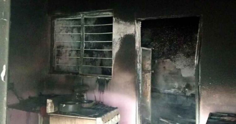 Explosión e incendio en una casa de Escobedo deja 2 personas con quemaduras