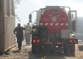 FGR asegura huachicol y vehículos tras incendio en Tlajomulco, Jalisco