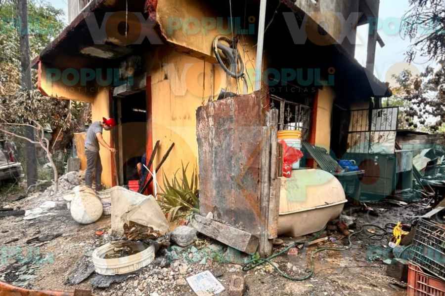 Familia pierde todo incendio Moralillo (1)