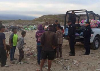 Guardia Estatal regala juguetes y dulces a menores de Ciudad Victoria
