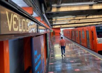 Hombre intenta arrojarse a vías del Metro CDMX; dos incidentes afectan líneas