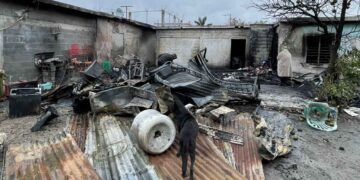Incendio en Reynosa deja a un joven con quemaduras y a su familia sin hogar