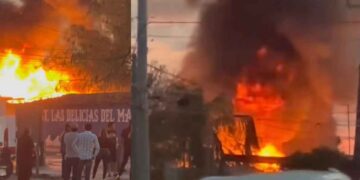 Incendio en restaurante de mariscos en Matamoros, Tamaulipas