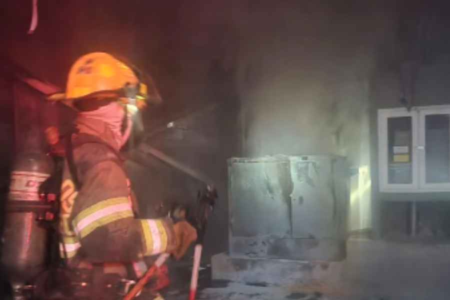 Incendio plaza comercial Monterrey 