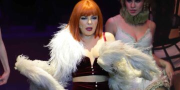 Itatí Cantoral conquista Monterrey con su interpretación de Sally Bowles en Cabaret