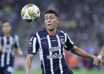 Johan Rojas se va a Necaxa a préstamo por un año sin opción a compra