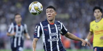 Johan Rojas se va a Necaxa a préstamo por un año sin opción a compra